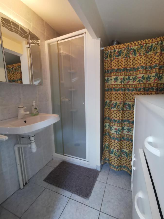 Les Lavandines -Coquette Maison De Vacances - 400 M De La Plage - Grande Terrasse - 2 Chambres - 2 Salles De Bain - Tout Confort 滨海阿热莱斯 外观 照片
